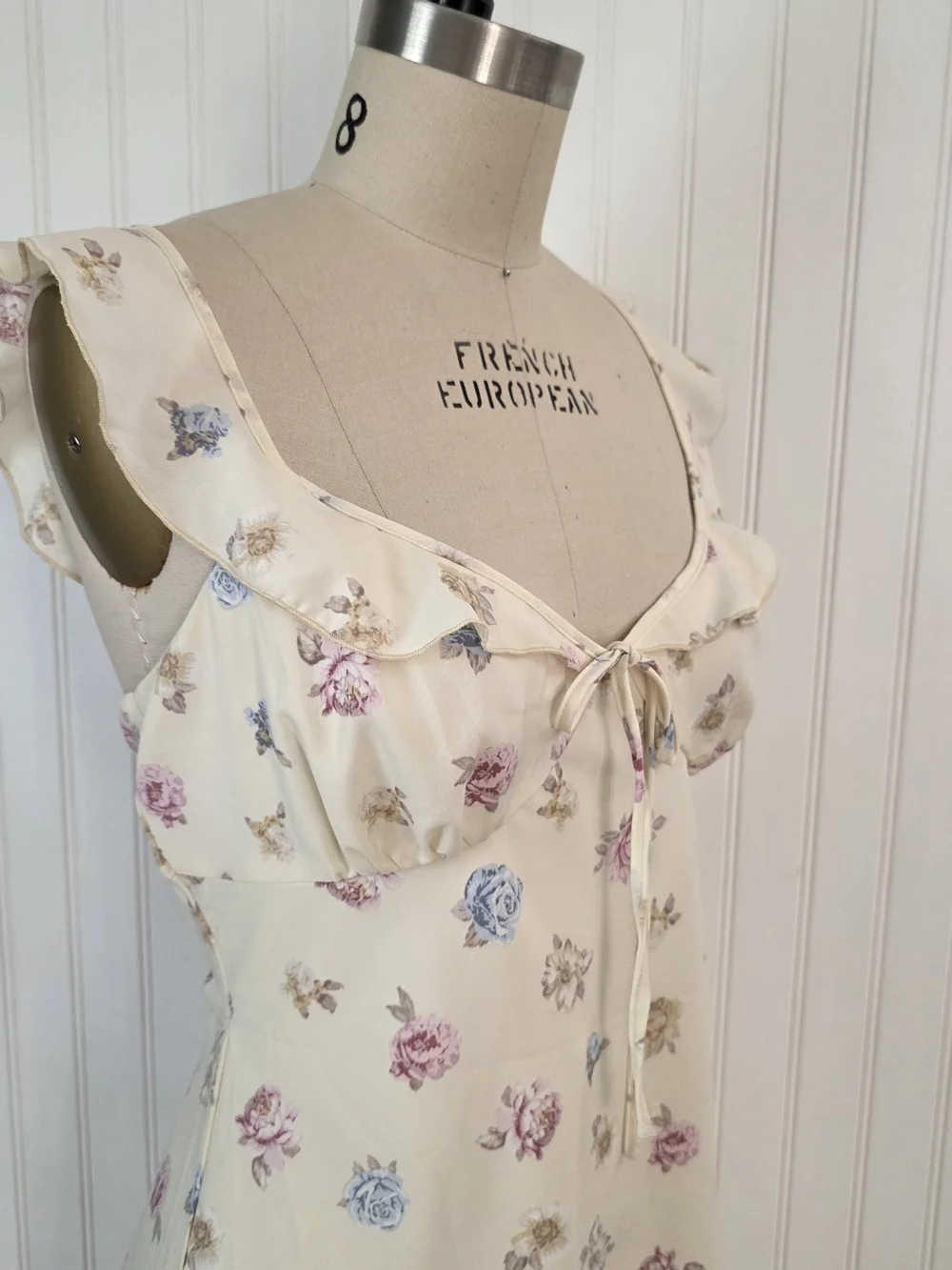 LE LIS Floral Mini Dress  Cottagecore  Coquette Style SIZE L - Picture 6 of 11